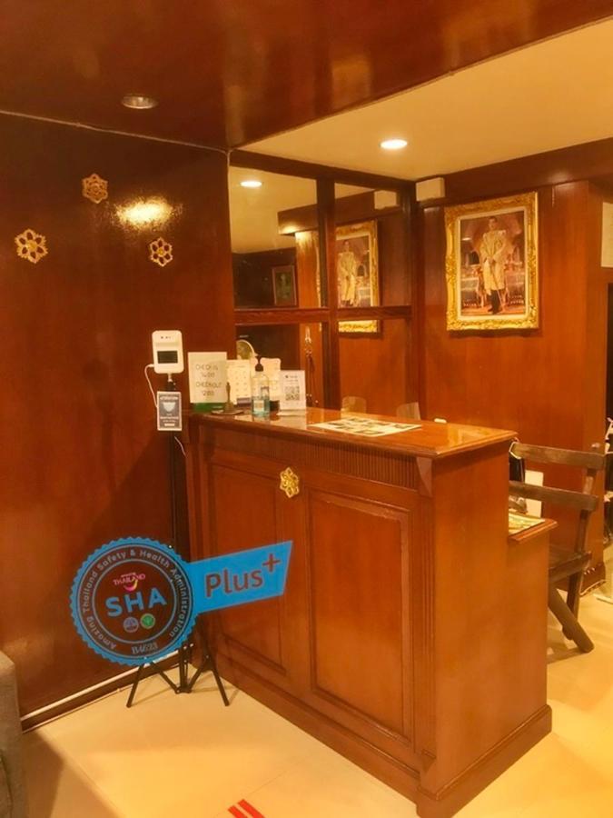 Hotel Le Tanjong House Patong Esterno foto